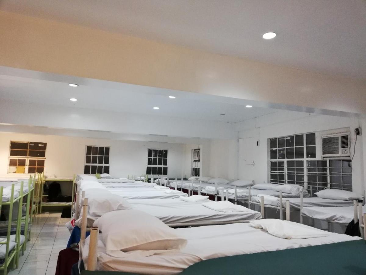 Dormitels.Ph Ermita Hostel Manila Bagian luar foto